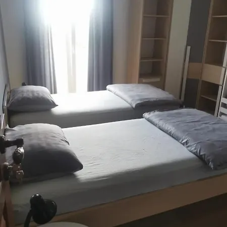 M&m's Apartment